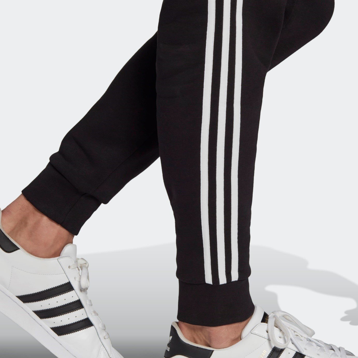 Grafický prvek Adidas